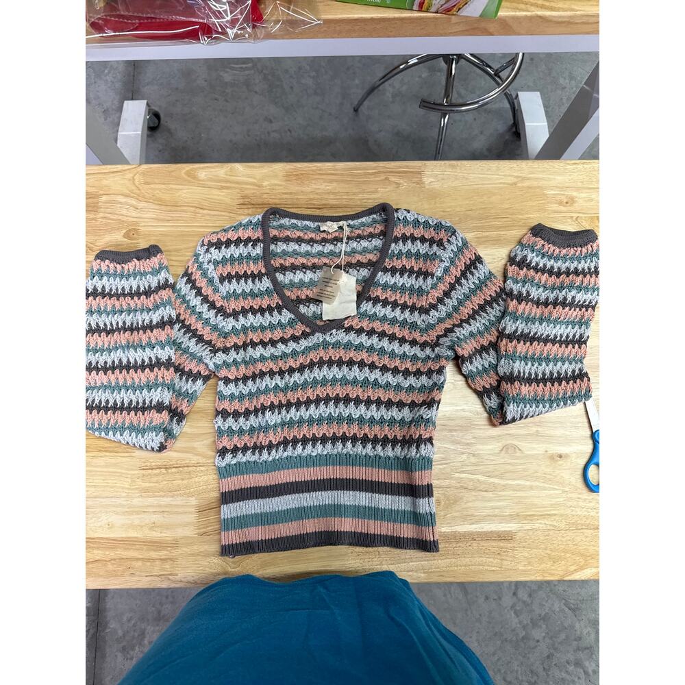 NWT Hem & Thread Zig Zag Cropped Striped Knit Sweater V Neck multicolored size S